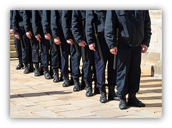 What kind of training is essential to become a security guard?